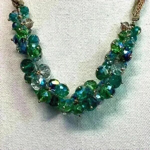 Vintage Green AB Aurora Borealis Glass Crystal Necklace